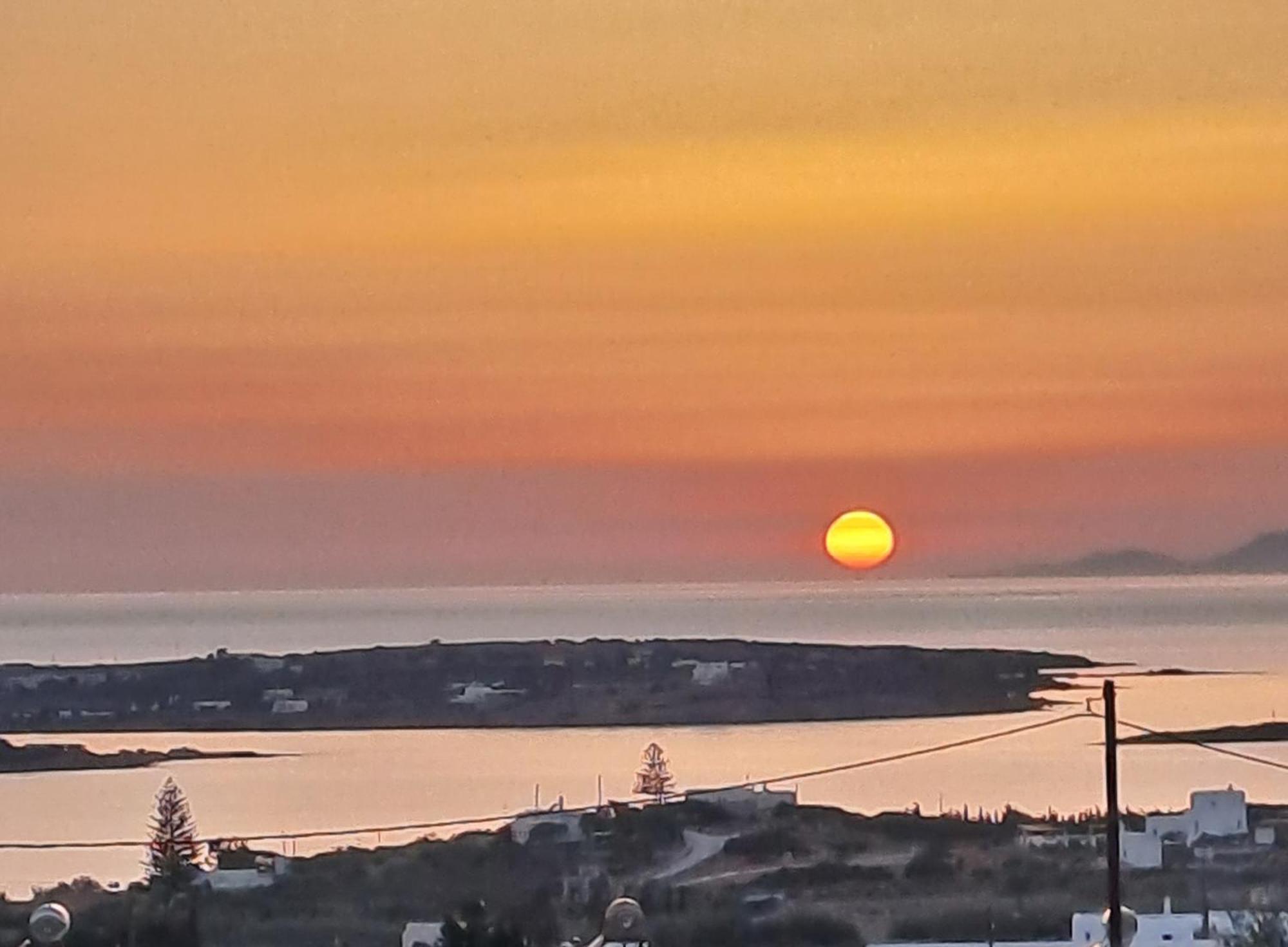 Traditional House Paros Sarakíniko Oda fotoğraf